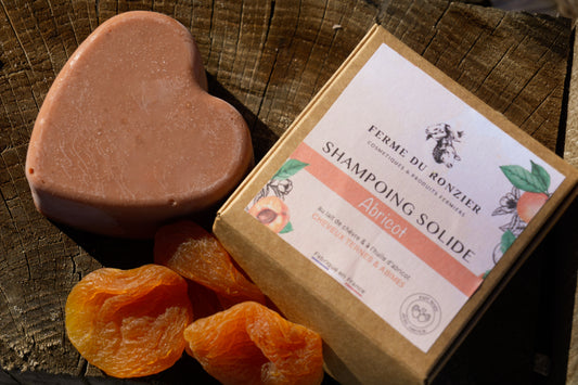 SHAMPOING solide au lait de chèvre et abricot
